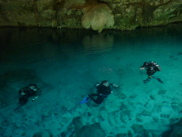 Cenote Dos Ojos